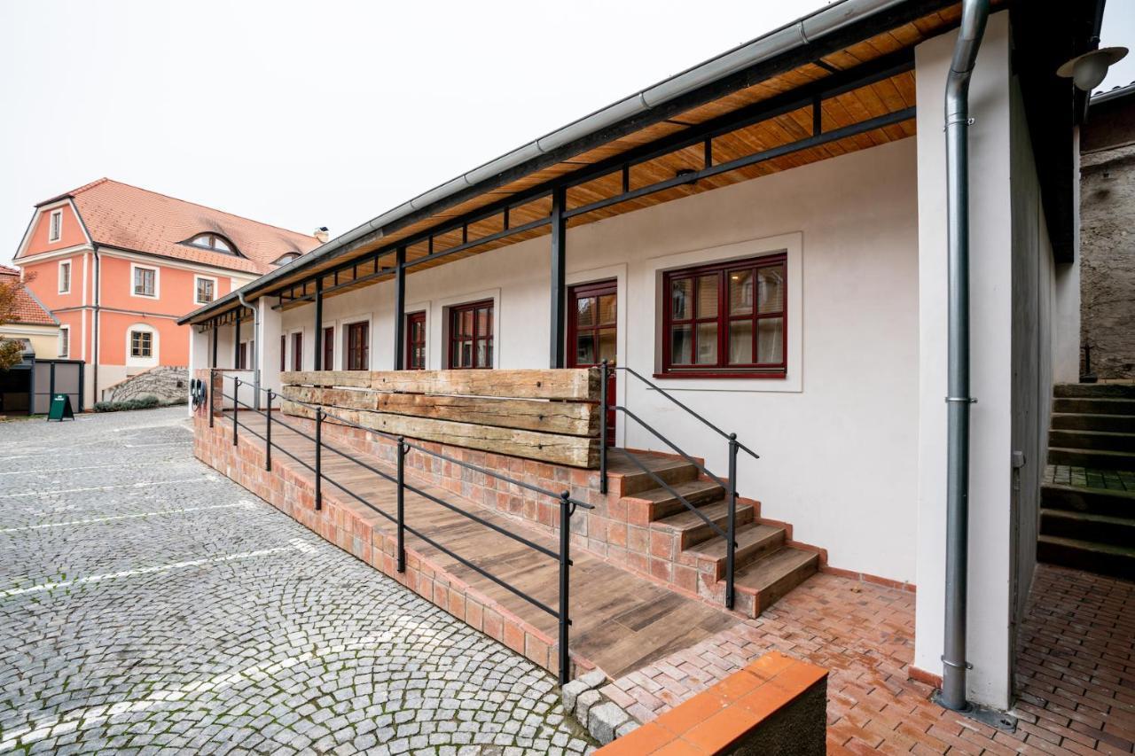 Hotel Dvur Hoffmeister Velke Cicovice Экстерьер фото